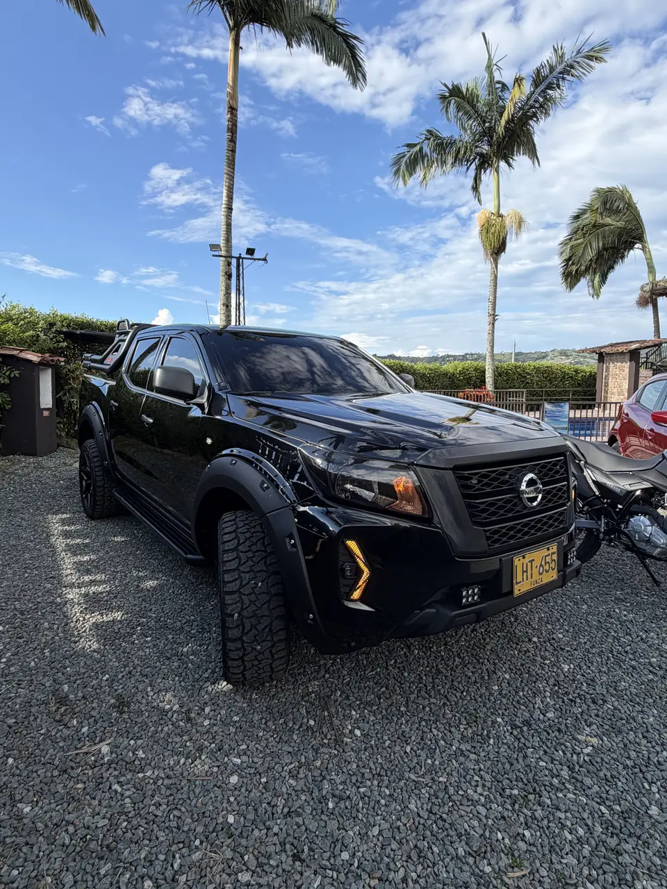 Camioneta Nissan Frontier 4x4, premio de la rifa
